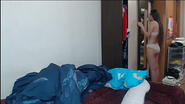 leila bambi  online show from 14, 3, 2025