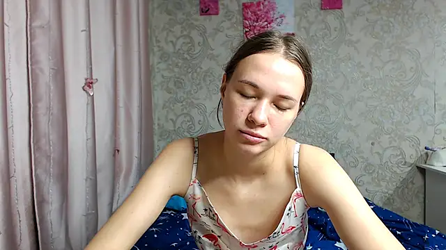 leila bambi  online show from 28, 9, 2025