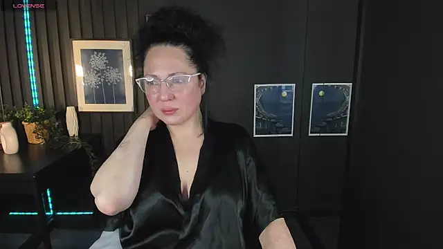 Snapshot of Anita_Muse chatting on 4, 1, 2025 Anita Muse online show from 4, 1, 2025