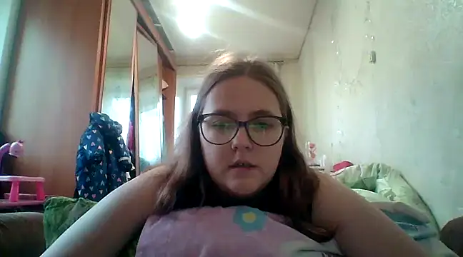 Snapshot of DesireMelissa chatting on 18, 1, 2025 DesireMelissa online show from 18, 1, 2025