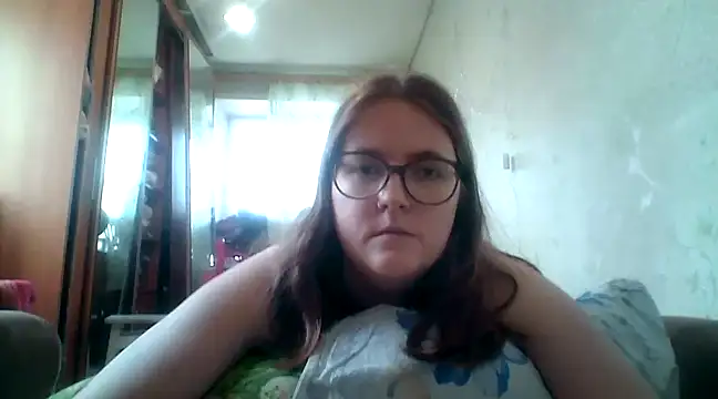 Snapshot of DesireMelissa chatting on 4, 2, 2025 DesireMelissa online show from 4, 2, 2025