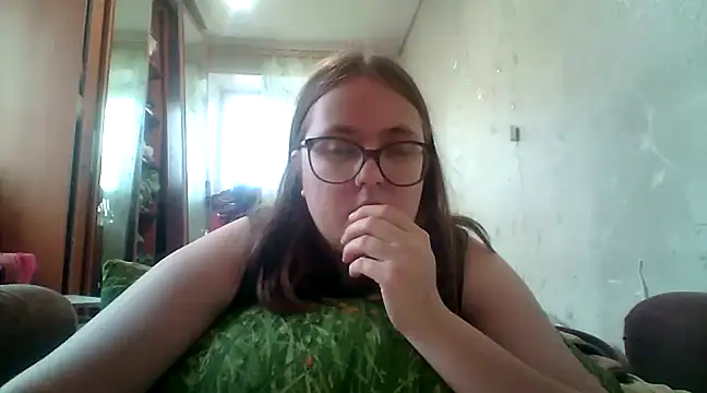 Snapshot of DesireMelissa chatting on 6, 2, 2025 DesireMelissa online show from 6, 2, 2025