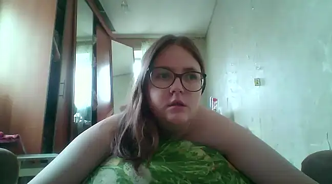 Snapshot of DesireMelissa chatting on 15, 2, 2025 DesireMelissa online show from 15, 2, 2025