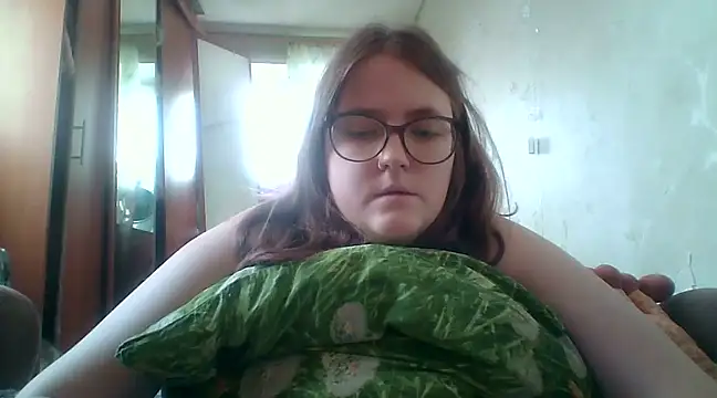 Snapshot of DesireMelissa chatting on 22, 2, 2025 DesireMelissa online show from 22, 2, 2025
