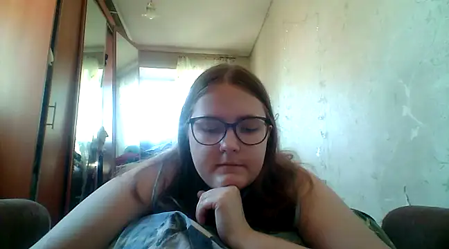 Snapshot of DesireMelissa chatting on 23, 3, 2025 DesireMelissa online show from 23, 3, 2025