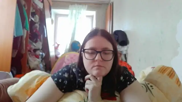 Snapshot of DesireMelissa chatting on 6, 2, 2026 DesireMelissa online show from 6, 2, 2026