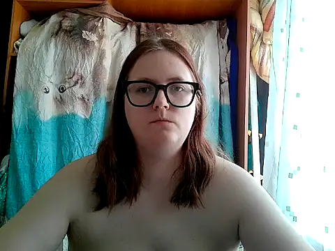 Snapshot of DesireMelissa chatting on 6, 4, 2026 DesireMelissa online show from 6, 4, 2026