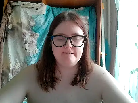 Snapshot of DesireMelissa chatting on 10, 4, 2026 DesireMelissa online show from 10, 4, 2026