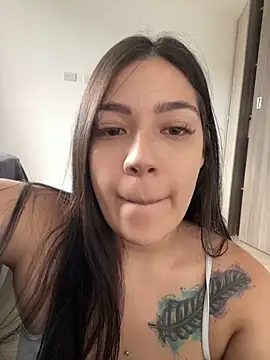 Snapshot of Latina_vanessa chatting on 29, 9, 2025 Latina vanessa online show from 29, 9, 2025