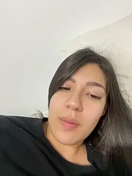 Snapshot of Latina_vanessa chatting on 30, 10, 2025 Latina vanessa online show from 30, 10, 2025