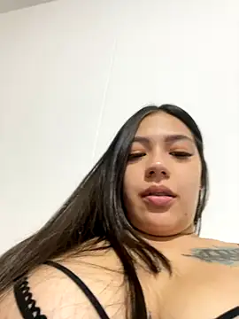 Snapshot of Latina_vanessa chatting on 16, 11, 2025 Latina vanessa online show from 16, 11, 2025