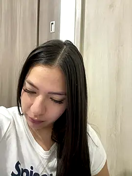 Snapshot of Latina_vanessa chatting on 20, 11, 2025 Latina vanessa online show from 20, 11, 2025