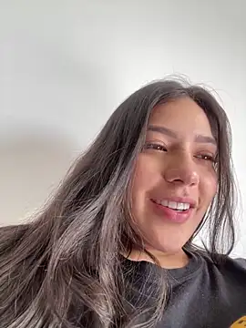 Snapshot of Latina_vanessa chatting on 13, 12, 2025 Latina vanessa online show from 13, 12, 2025