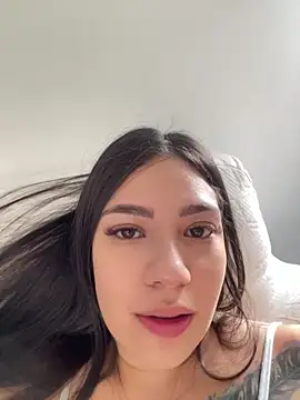 Snapshot of Latina_vanessa chatting on 14, 12, 2025 Latina vanessa online show from 14, 12, 2025