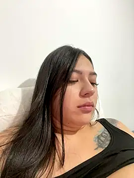 Snapshot of Latina_vanessa chatting on 16, 12, 2025 Latina vanessa online show from 16, 12, 2025