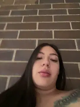 Latina vanessa online show from 19, 3, 2026