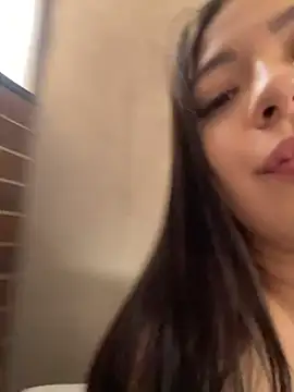 Latina vanessa online show from 27, 5, 2026