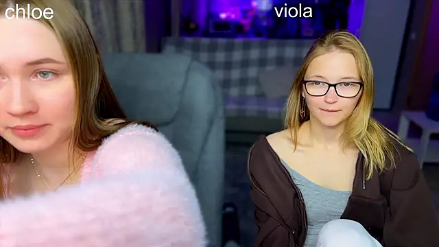 Snapshot of ChloeMillerMeow chatting on 6, 10, 2025 ChloeMillerMeow online show from 6, 10, 2025