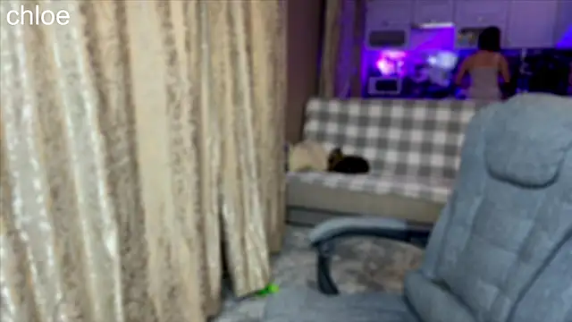 Snapshot of ChloeMillerMeow chatting on 14, 10, 2025 ChloeMillerMeow online show from 14, 10, 2025