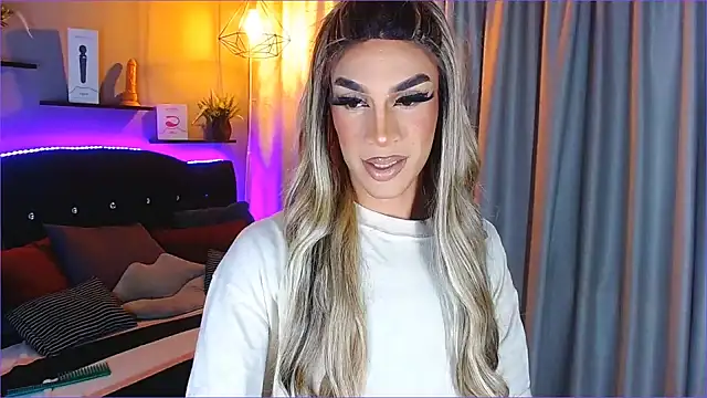 Snapshot of camila_hootie chatting on 22, 1, 2025 camila hootie online show from 22, 1, 2025