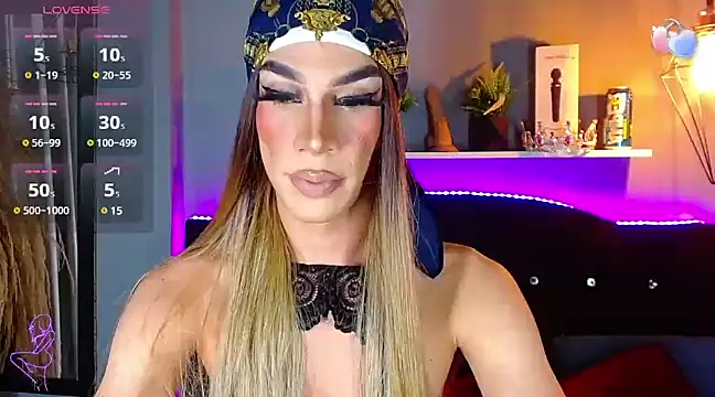 Snapshot of camila_hootie chatting on 20, 2, 2025 camila hootie online show from 20, 2, 2025