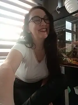 Snapshot of CamilleDesire chatting on 26, 9, 2025 CamilleDesire online show from 26, 9, 2025