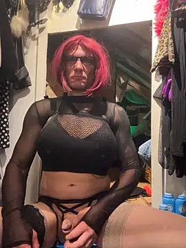 Snapshot of Xenia-Cosmo chatting on 19, 10, 2025 Xenia-Cosmo online show from 19, 10, 2025