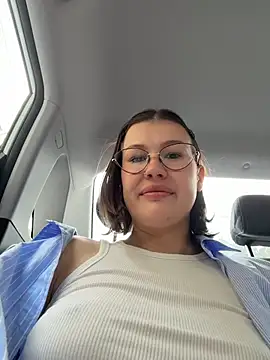 RinaCat online show from 28, 6, 2026