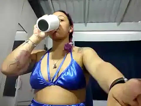 Snapshot of Cata_Blue__ chatting on 1, 1, 2025 Cata Blue online show from 1, 1, 2025