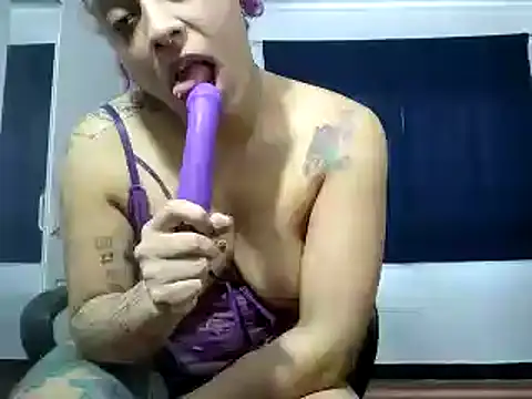 Snapshot of Cata_Blue__ chatting on 4, 1, 2025 Cata Blue online show from 4, 1, 2025