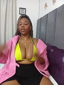 IceBellaCane313 online show from 19, 6, 2026