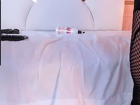 Donnapaul online show from 14, 3, 2025