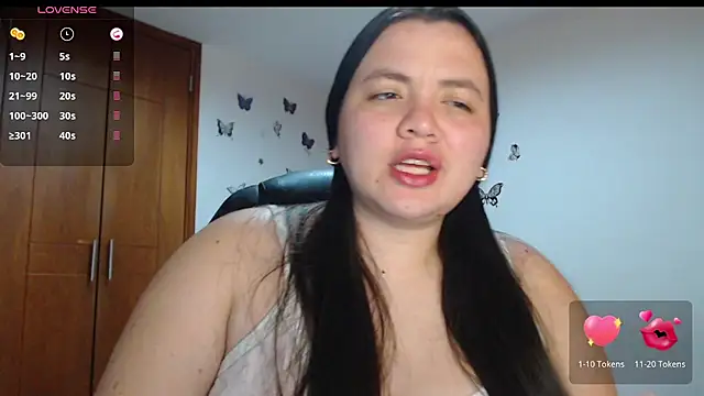 Snapshot of Sarahros1 chatting on 21, 10, 2025 Sarahros1 online show from 21, 10, 2025