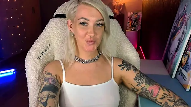tykioty Miley online show from 15, 5, 2026