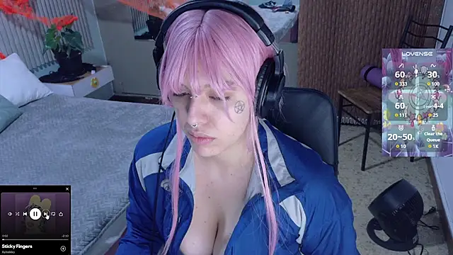 Snapshot of Eli666uwu chatting on 21, 10, 2025 Eli666uwu online show from 21, 10, 2025