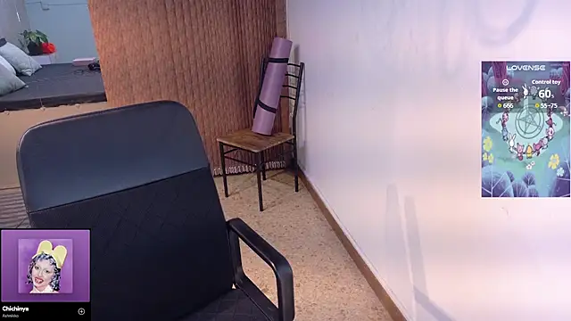 Snapshot of Eli666uwu chatting on 5, 11, 2025 Eli666uwu online show from 5, 11, 2025