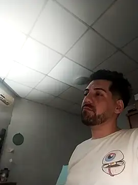 Snapshot of nicedick_bro chatting on 24, 10, 2025 nicedick bro online show from 24, 10, 2025