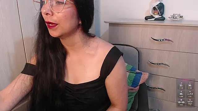 Karla hernandez  online show from 16, 12, 2025