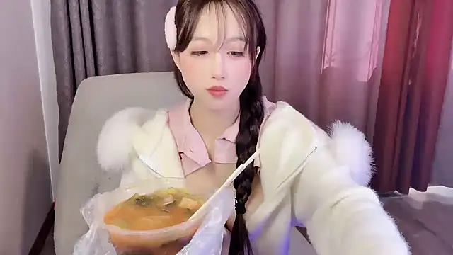 xiaotaozi163 online show from 14, 12, 2024