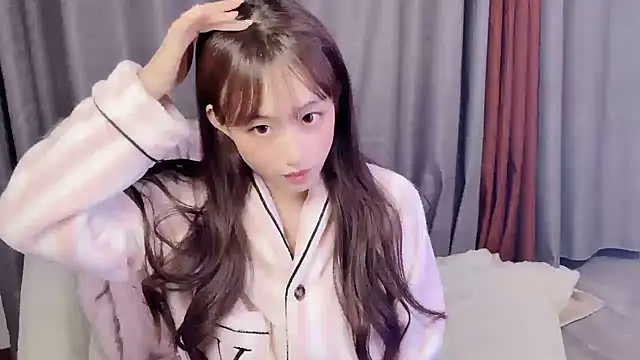 xiaotaozi163 online show from 23, 12, 2024
