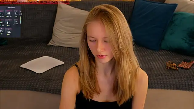 Snapshot of Alexandra_Demore chatting on 19, 2, 2025 Alexandra Demore online show from 19, 2, 2025