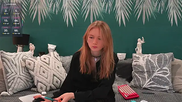 Snapshot of Alexandra_Demore chatting on 1, 3, 2025 Alexandra Demore online show from 1, 3, 2025