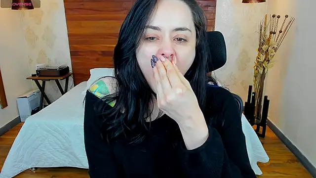 KatherineBond online show from 18, 1, 2025