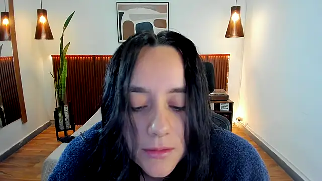 Snapshot of KatherineBond chatting on 14, 10, 2025 KatherineBond online show from 14, 10, 2025