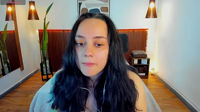 Snapshot of KatherineBond chatting on 20, 10, 2025 KatherineBond online show from 20, 10, 2025