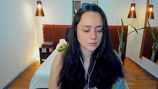 KatherineBond online show from 16, 2, 2026