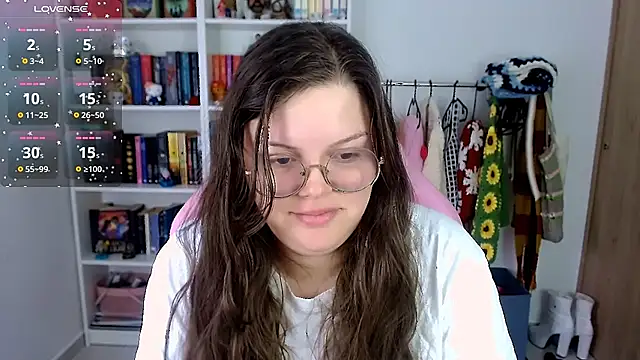 Snapshot of Gabiwaifu chatting on 6, 10, 2025 Gabiwaifu online show from 6, 10, 2025