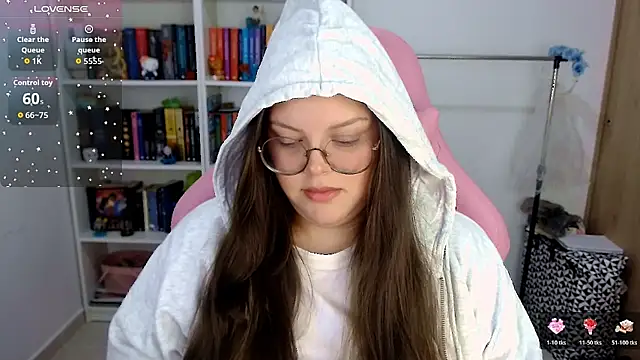 Snapshot of Gabiwaifu chatting on 24, 10, 2025 Gabiwaifu online show from 24, 10, 2025