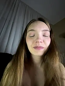 Snapshot of BarbaraFantasy chatting on 12, 9, 2025 BarbaraFantasy online show from 12, 9, 2025