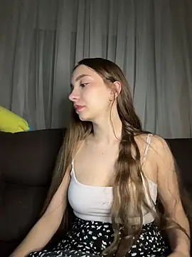 Snapshot of BarbaraFantasy chatting on 28, 9, 2025 BarbaraFantasy online show from 28, 9, 2025